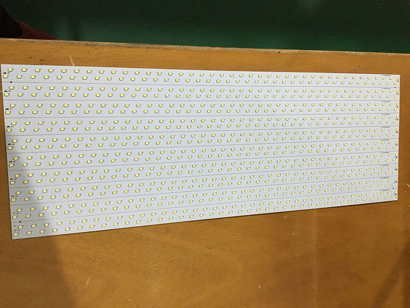 南京LED燈板SMT貼片加工